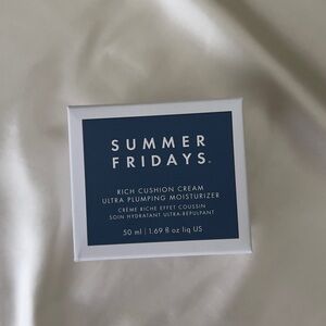 Summer Fridays Rich Cushion Cream
